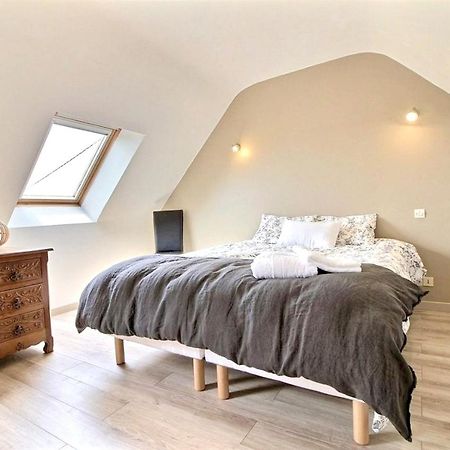 Maison Spacieuse A Plougonven Avec Jacuzzi Et Jardin Eksteriør bilde
