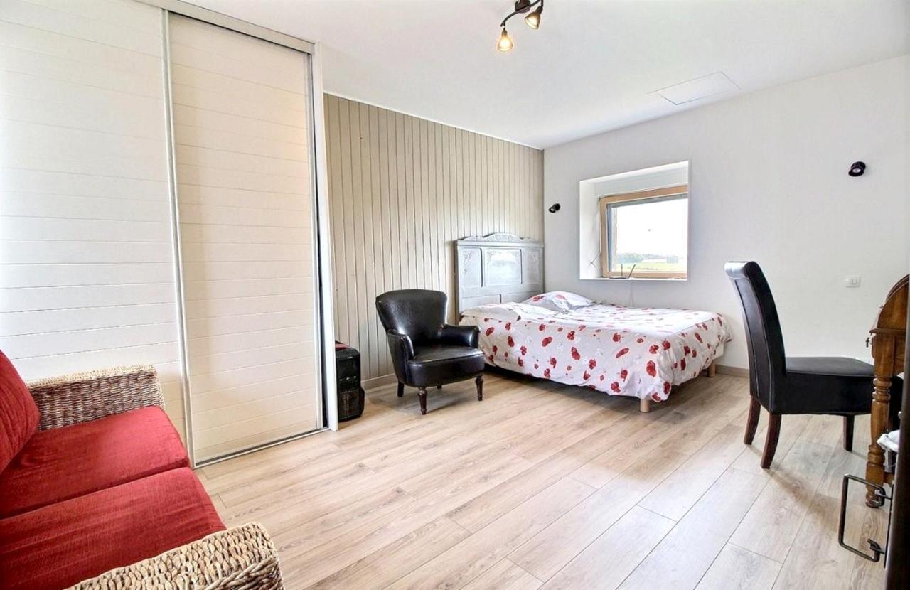 Maison Spacieuse A Plougonven Avec Jacuzzi Et Jardin Eksteriør bilde