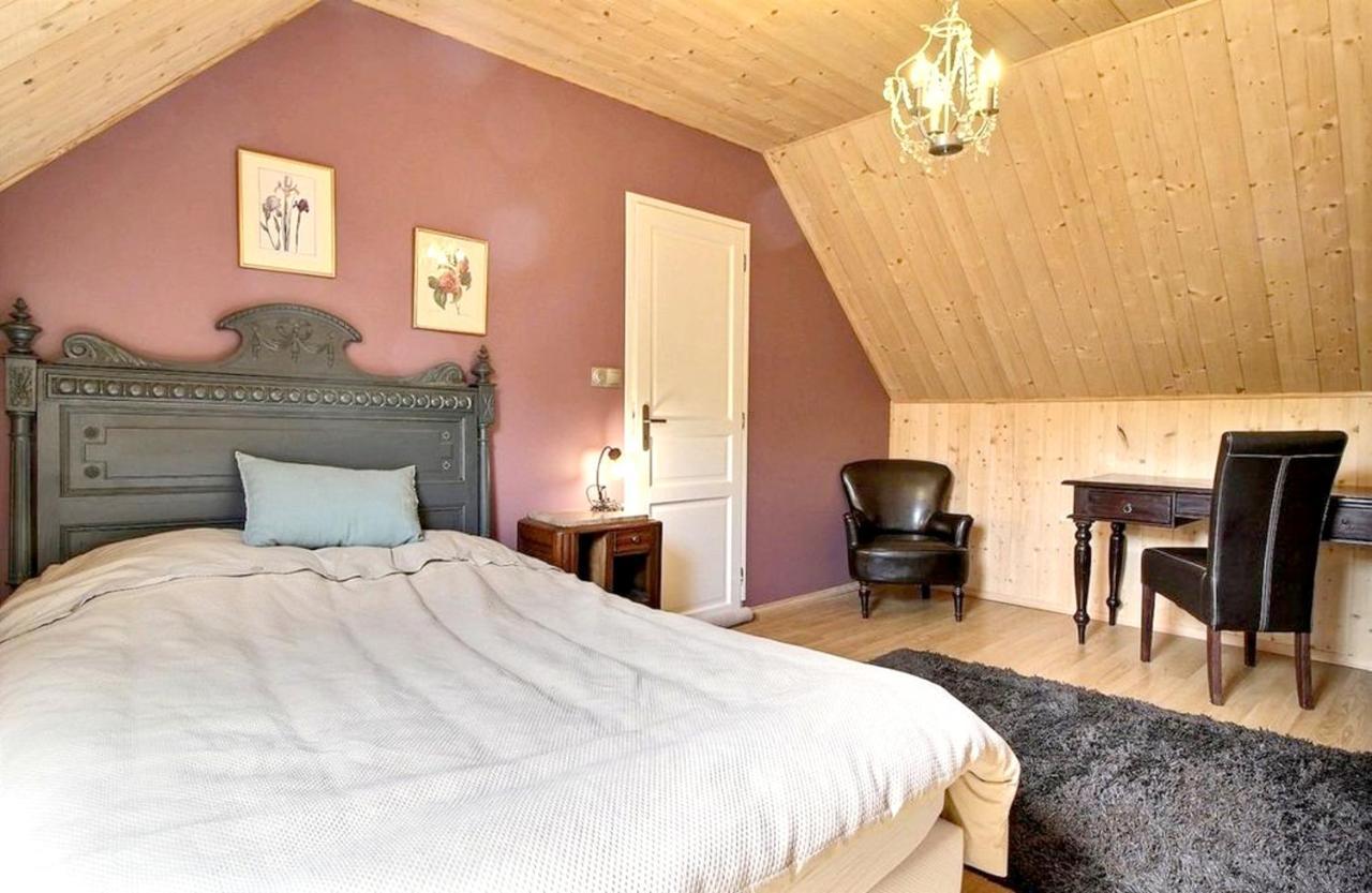 Maison Spacieuse A Plougonven Avec Jacuzzi Et Jardin Eksteriør bilde