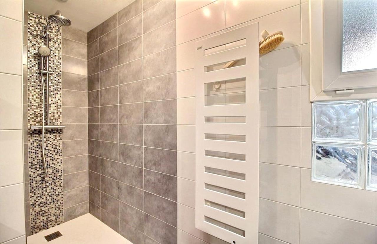 Maison Spacieuse A Plougonven Avec Jacuzzi Et Jardin Eksteriør bilde
