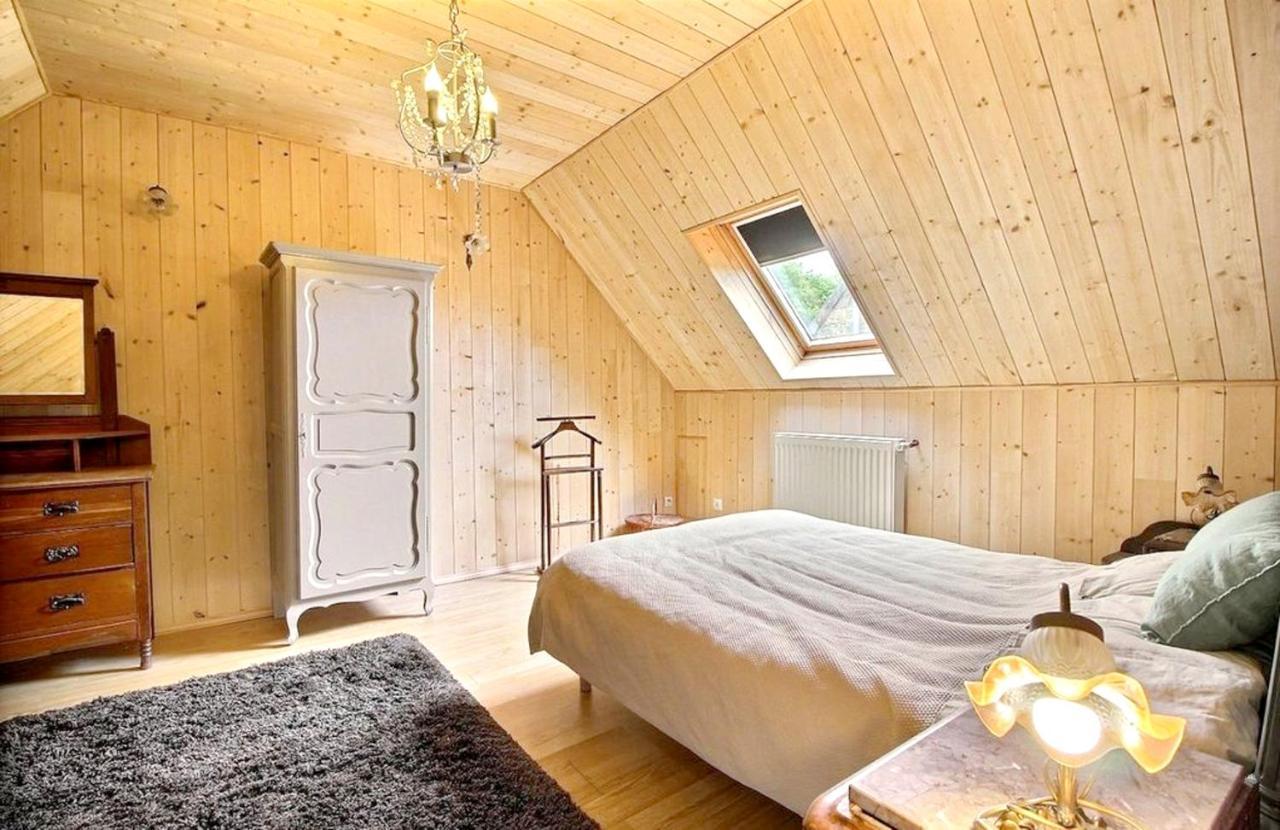 Maison Spacieuse A Plougonven Avec Jacuzzi Et Jardin Eksteriør bilde